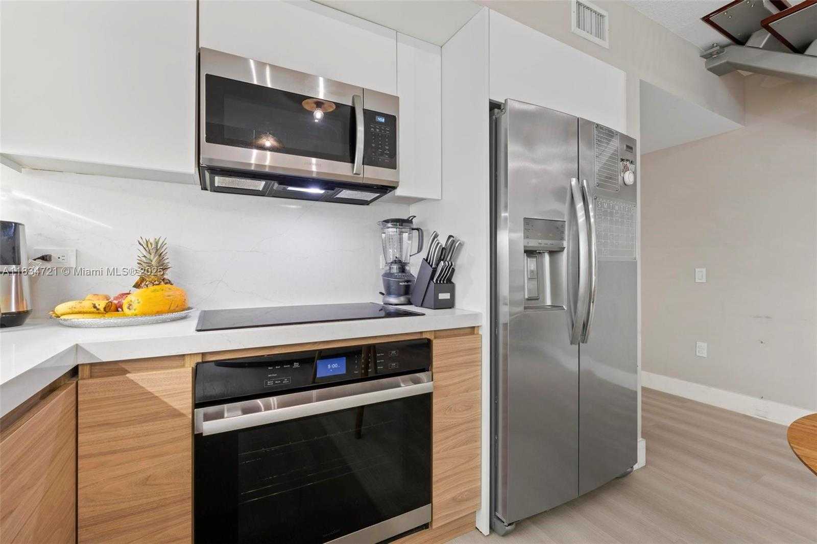 Small Image of 41 SOUTH EAST 5TH ST #501, Miami Number 23