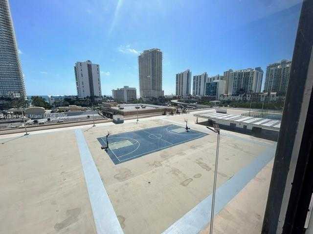 Small Image of 16909 NORTH BAY RD #319, Sunny Isles Beach Number 10