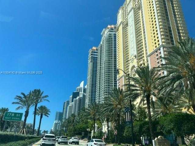 Small Image of 16909 NORTH BAY RD #319, Sunny Isles Beach Number 2