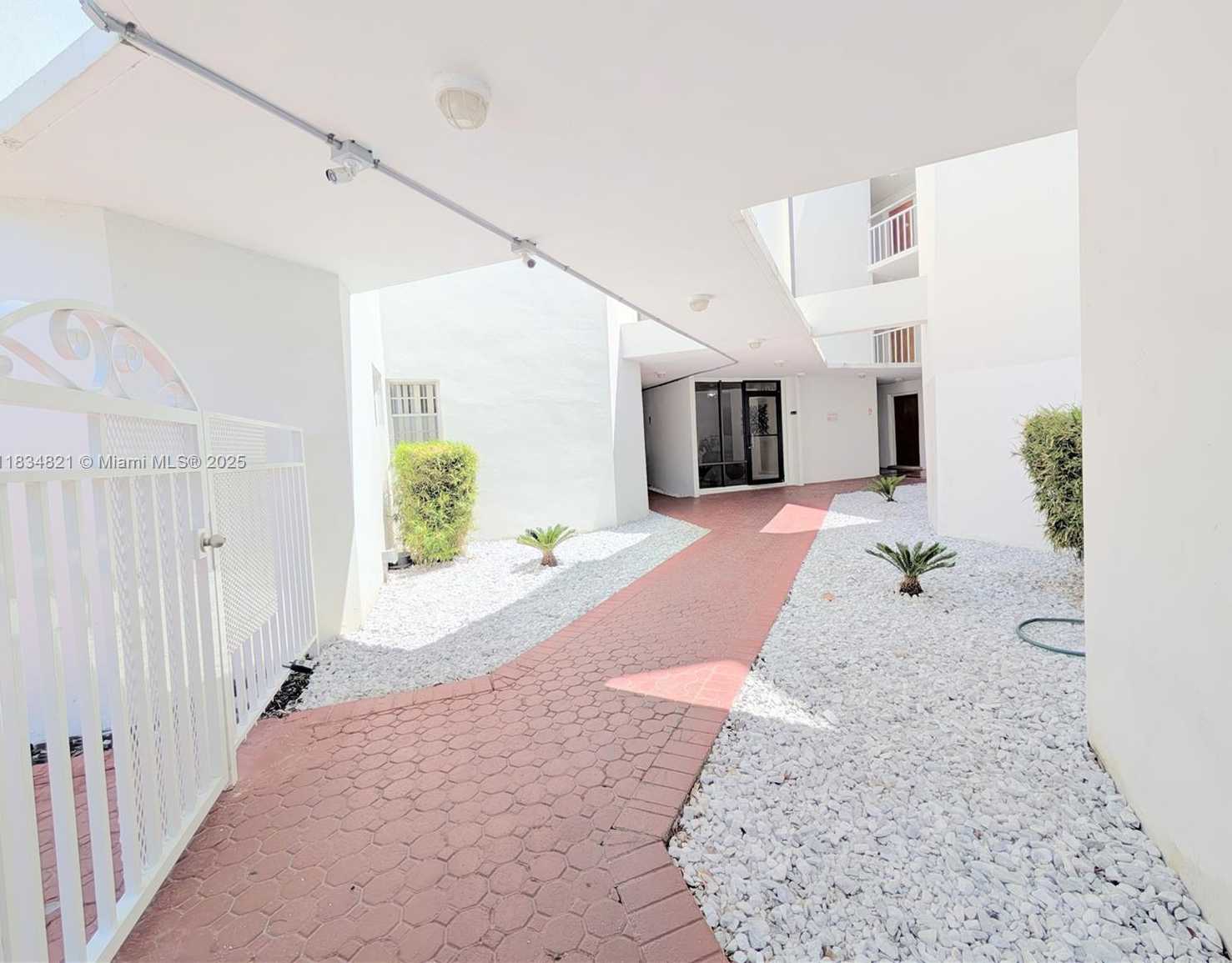 Small Image of 1075 93RD ST #401, Bay Harbor Islands Number 3