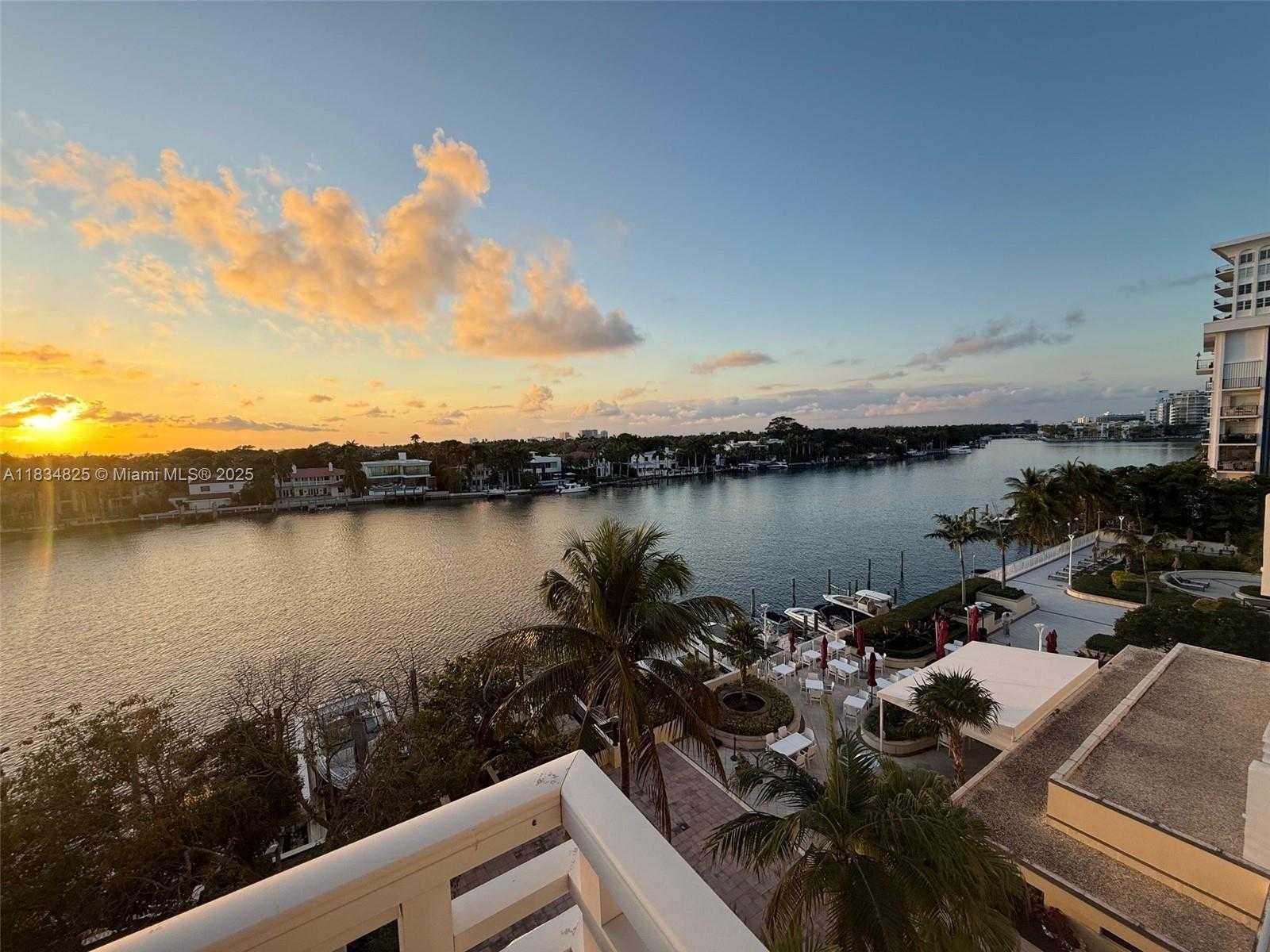Small Image of 5600 COLLINS AVE #6P, Miami Beach Number 24