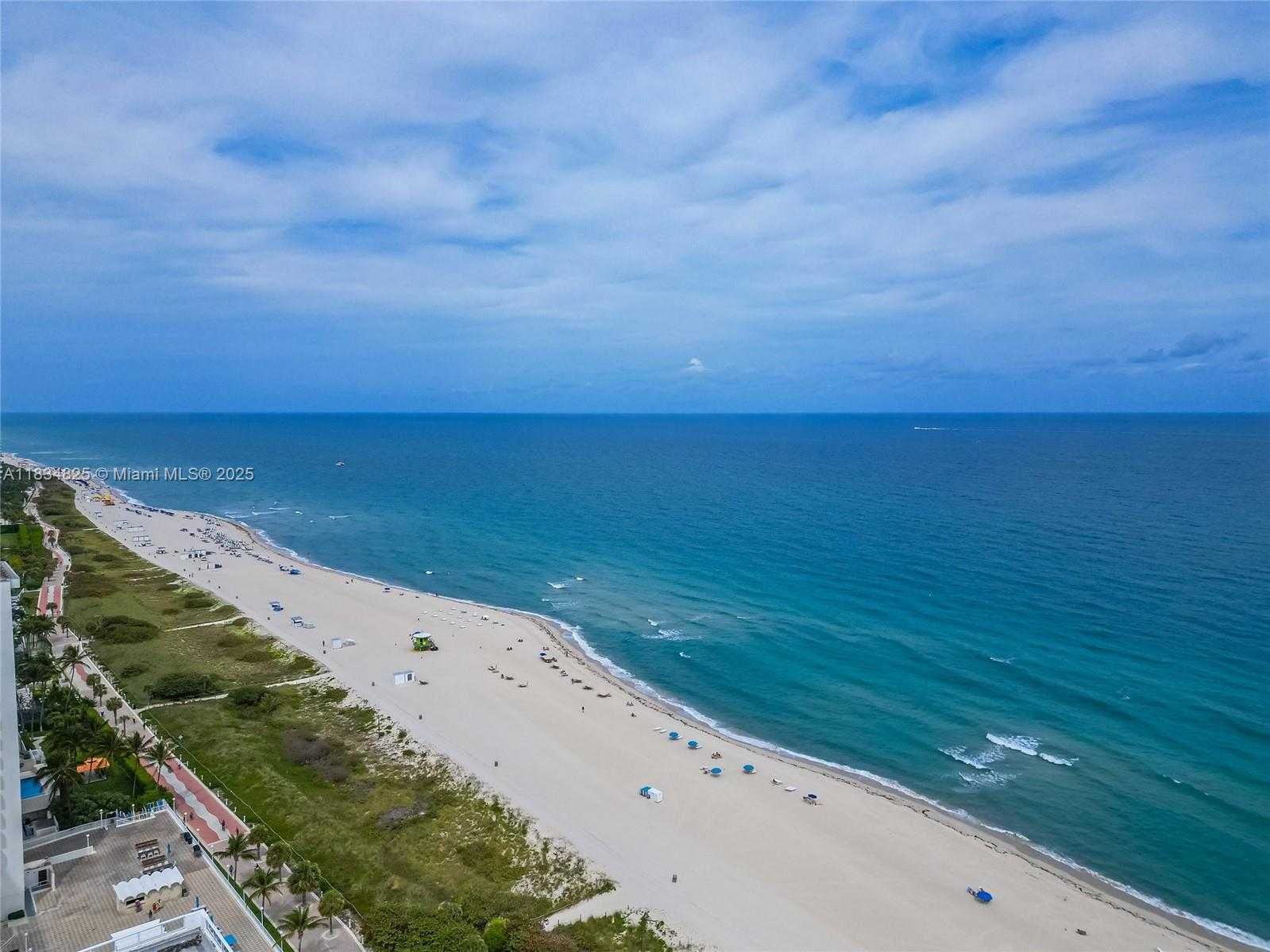 Small Image of 5600 COLLINS AVE #6P, Miami Beach Number 42