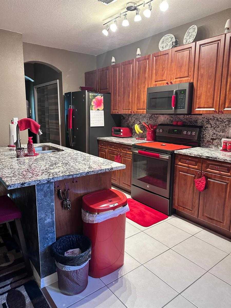 Small Image of 10828 SOUTH WEST 243RD ST, Homestead Number 5