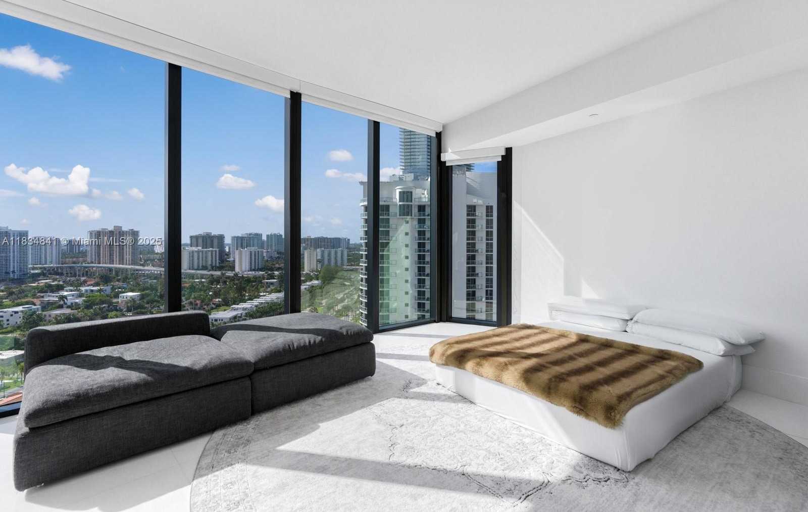 Small Image of 18555 COLLINS AVE #2003, Sunny Isles Beach Number 31