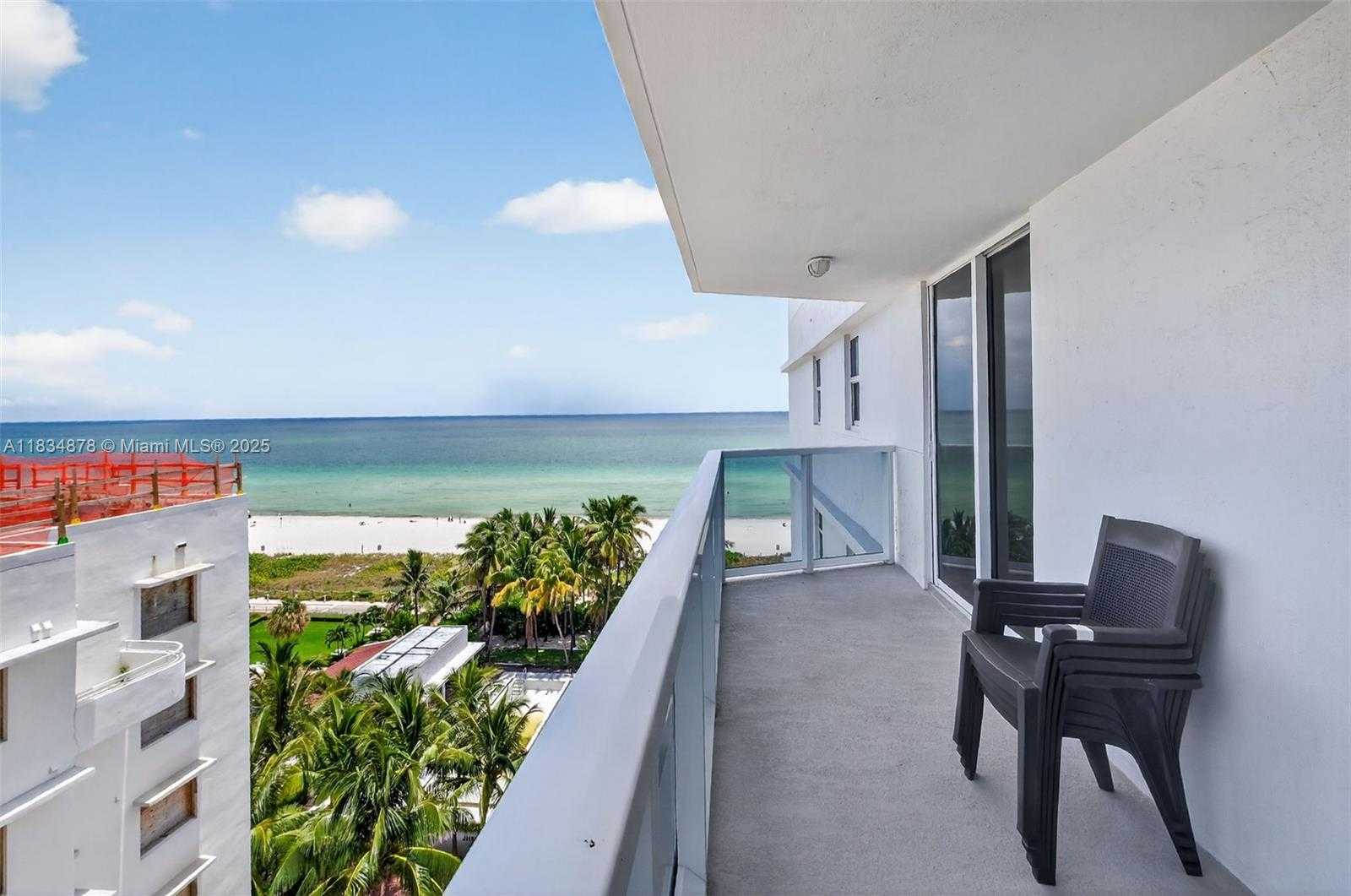 Small Image of 2401 COLLINS AVE #1212, Miami Beach Number 22