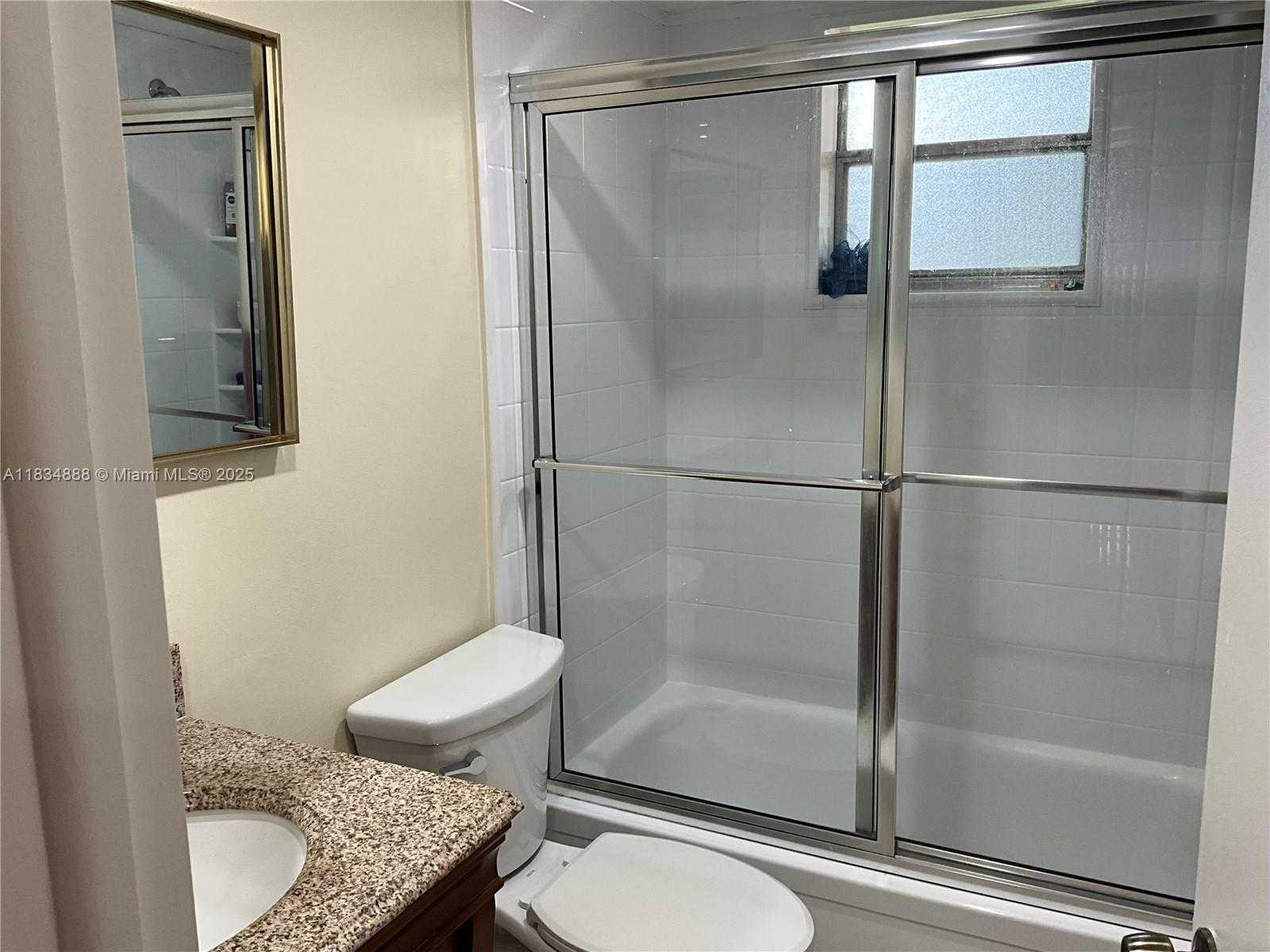 Small Image of 300 BERKLEY RD #108, Hollywood Number 17