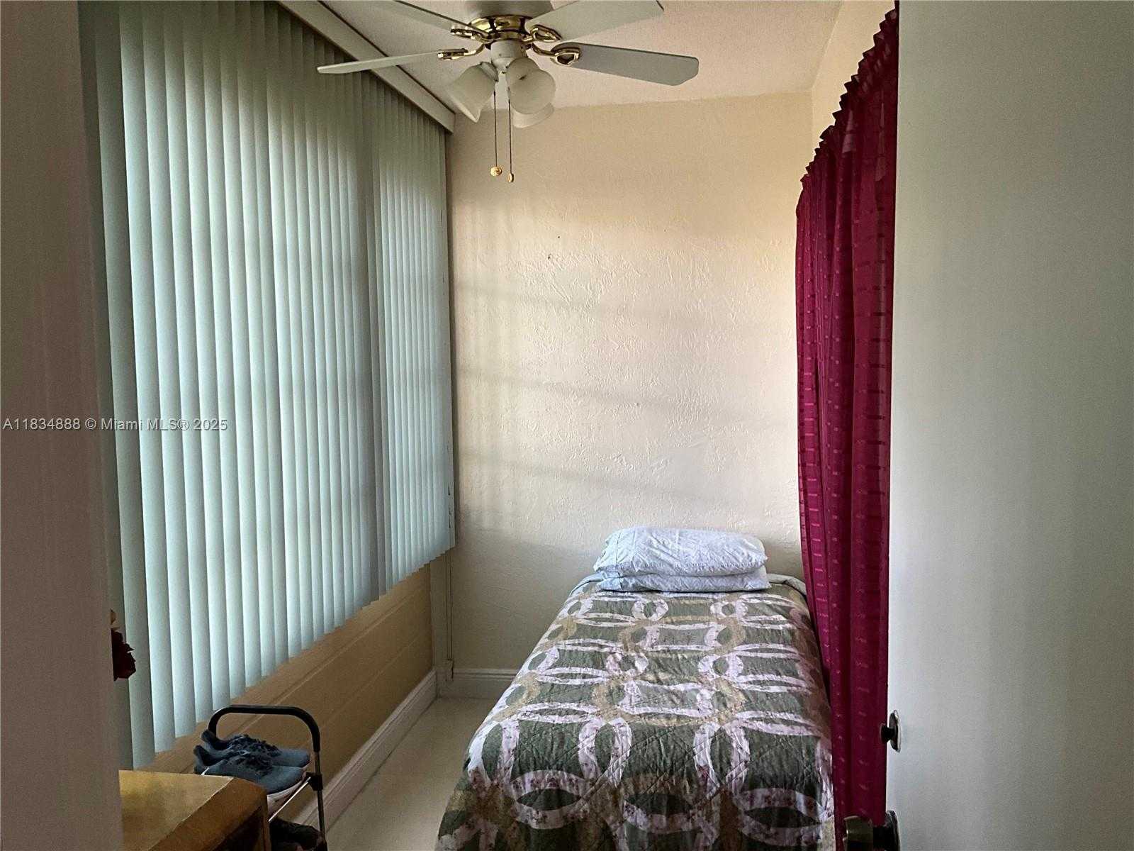 Small Image of 300 BERKLEY RD #108, Hollywood Number 20
