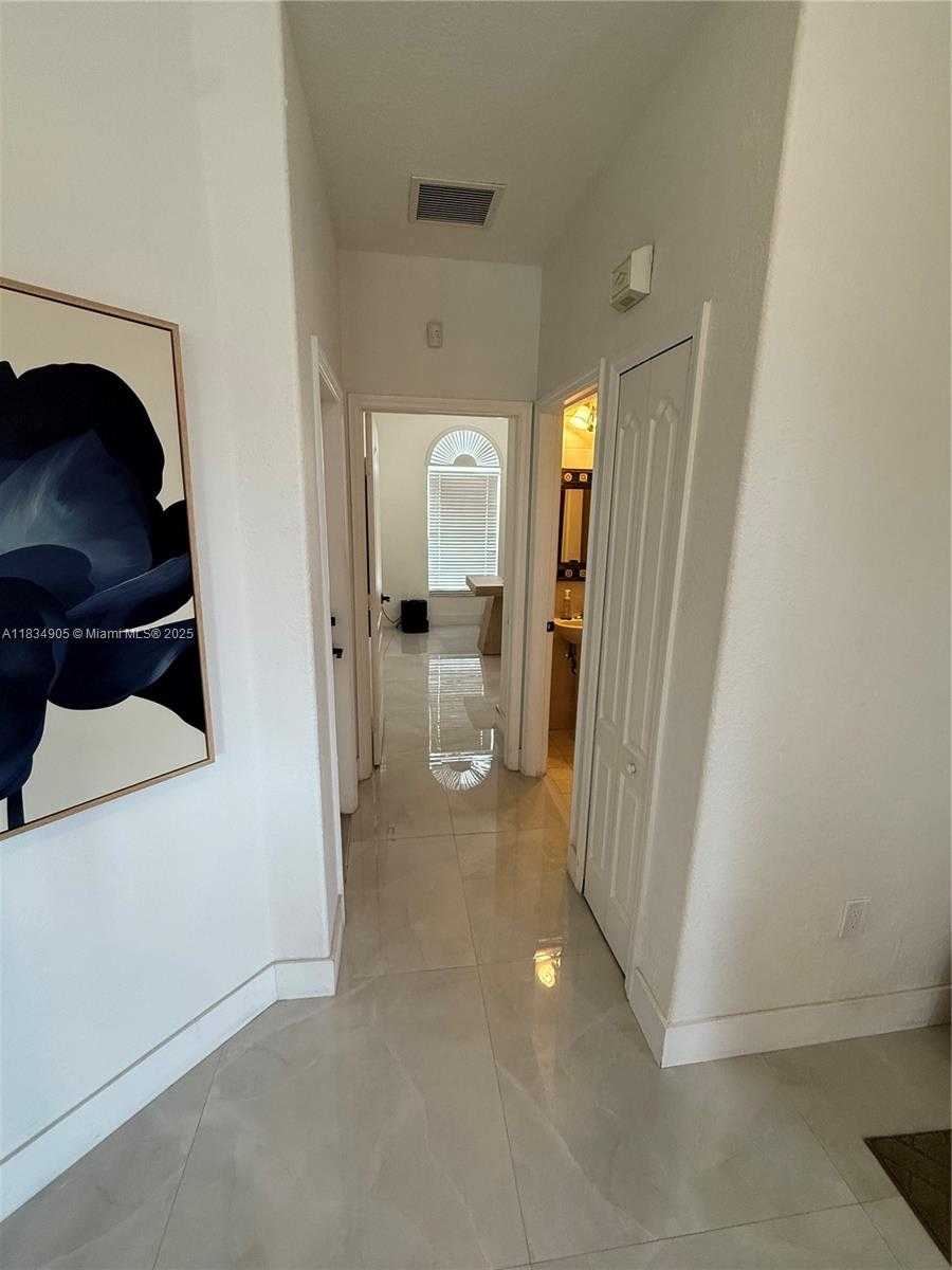 Small Image of 14902 SOUTH WEST 23RD WAY, Miami Number 11
