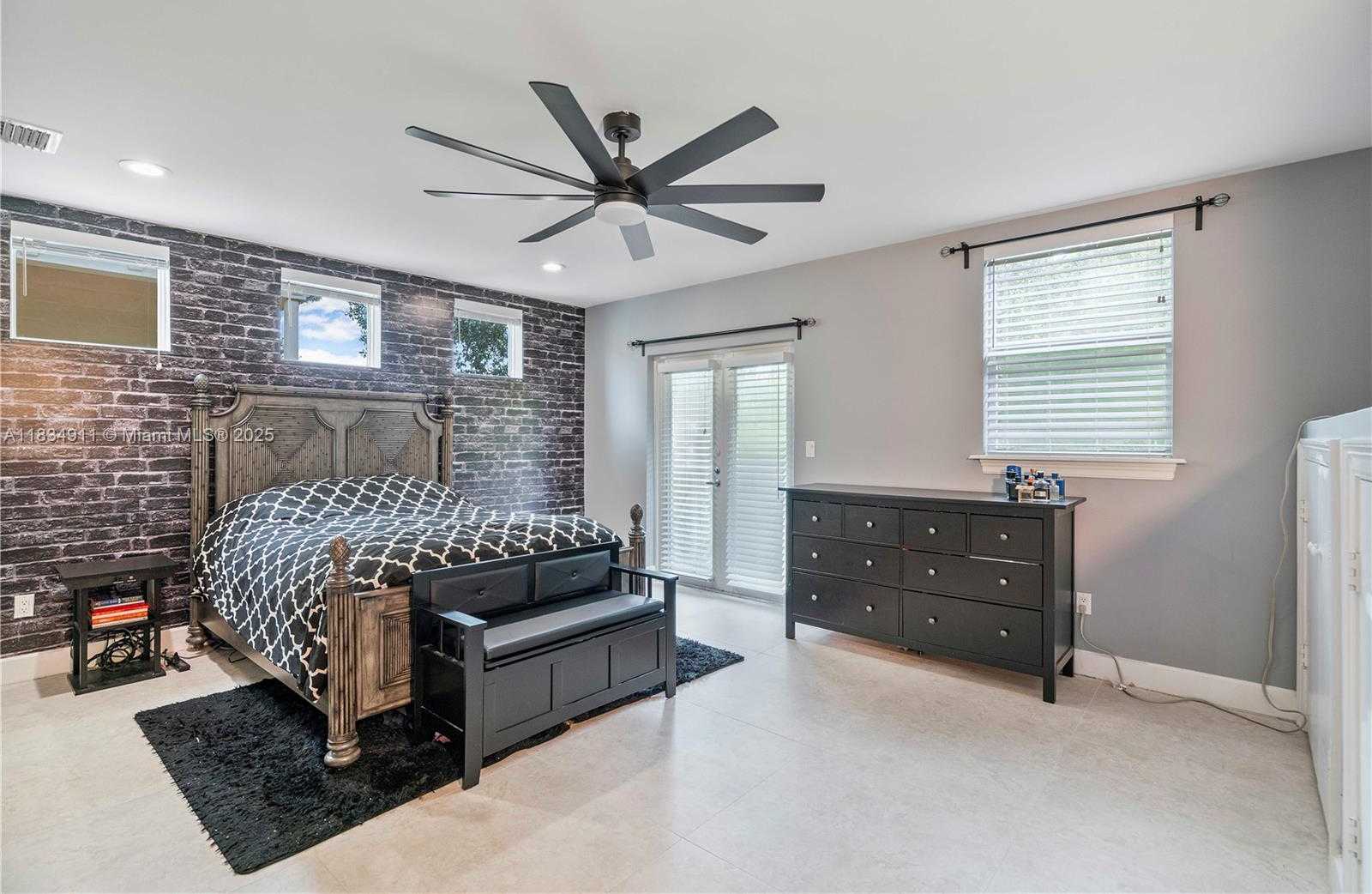Small Image of 217 SOUTH WEST 11TH ST, Fort Lauderdale Number 22