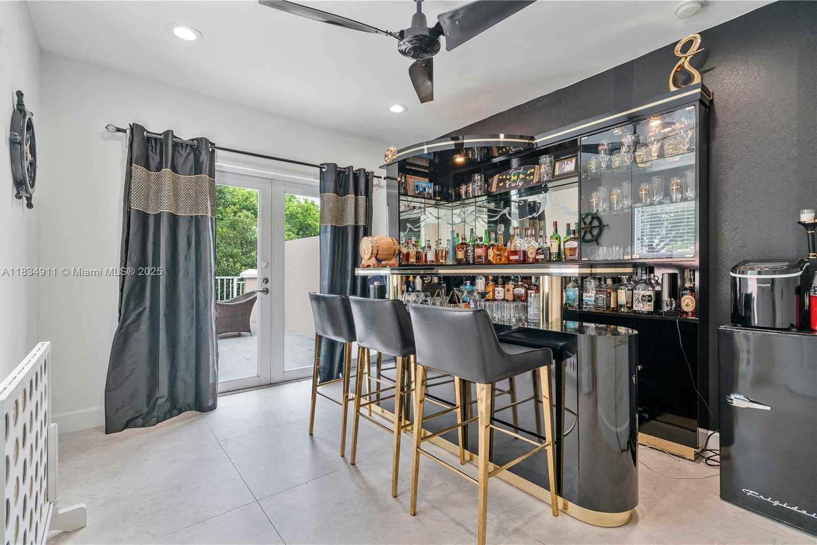 Small Image of 217 SOUTH WEST 11TH ST, Fort Lauderdale Number 4