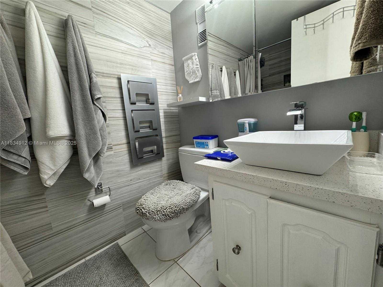 Small Image of 3910 INVERRARY BLVD #603-B, Lauderhill Number 16