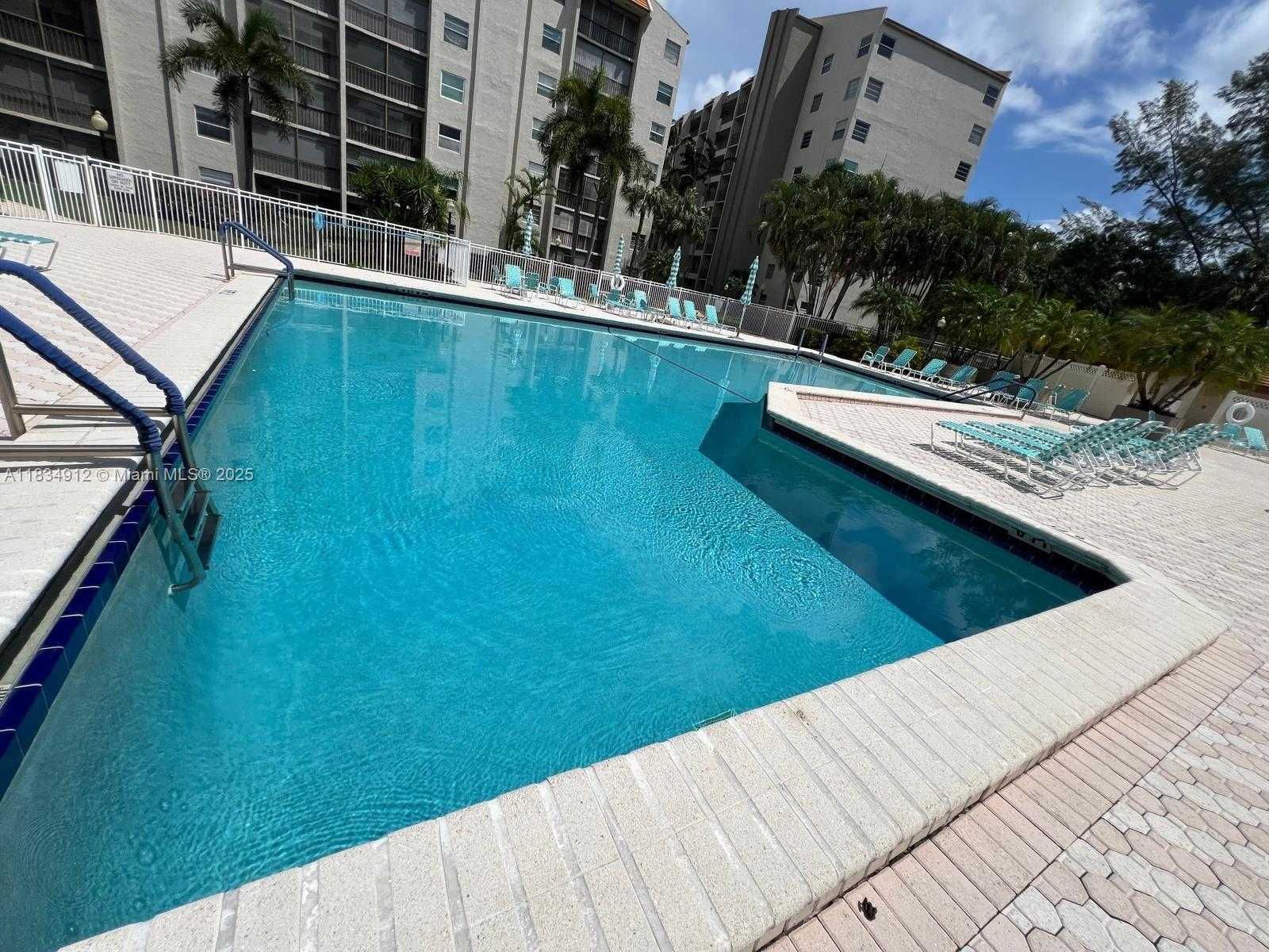 Small Image of 3910 INVERRARY BLVD #603-B, Lauderhill Number 28