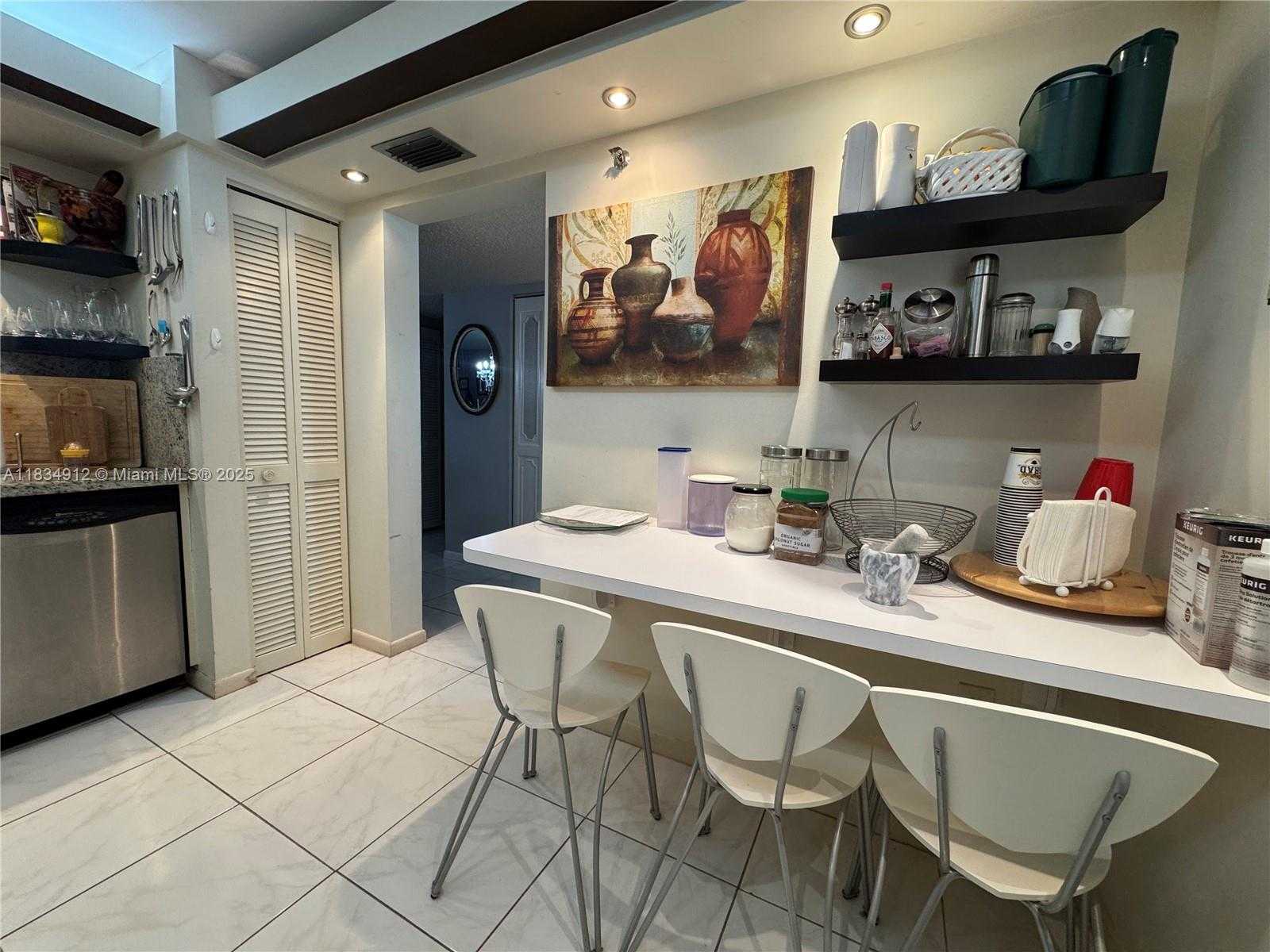 Small Image of 3910 INVERRARY BLVD #603-B, Lauderhill Number 3