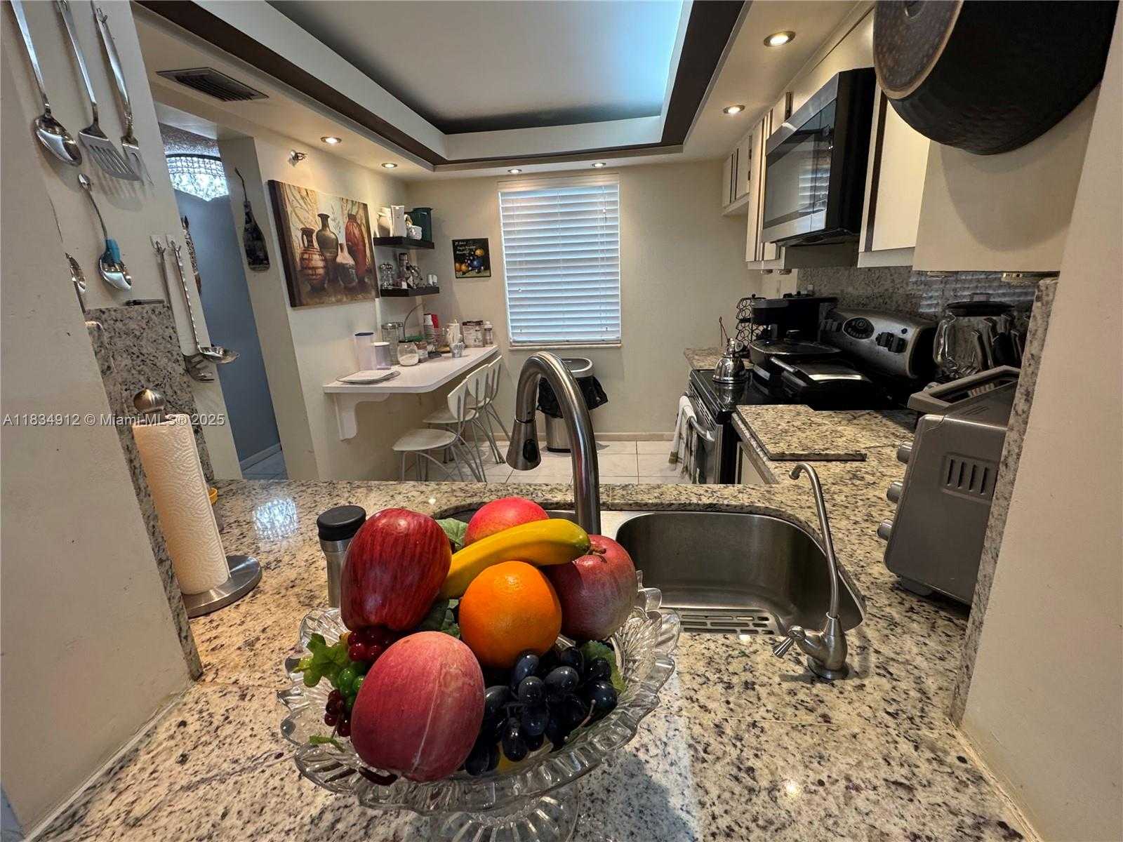 Small Image of 3910 INVERRARY BLVD #603-B, Lauderhill Number 4