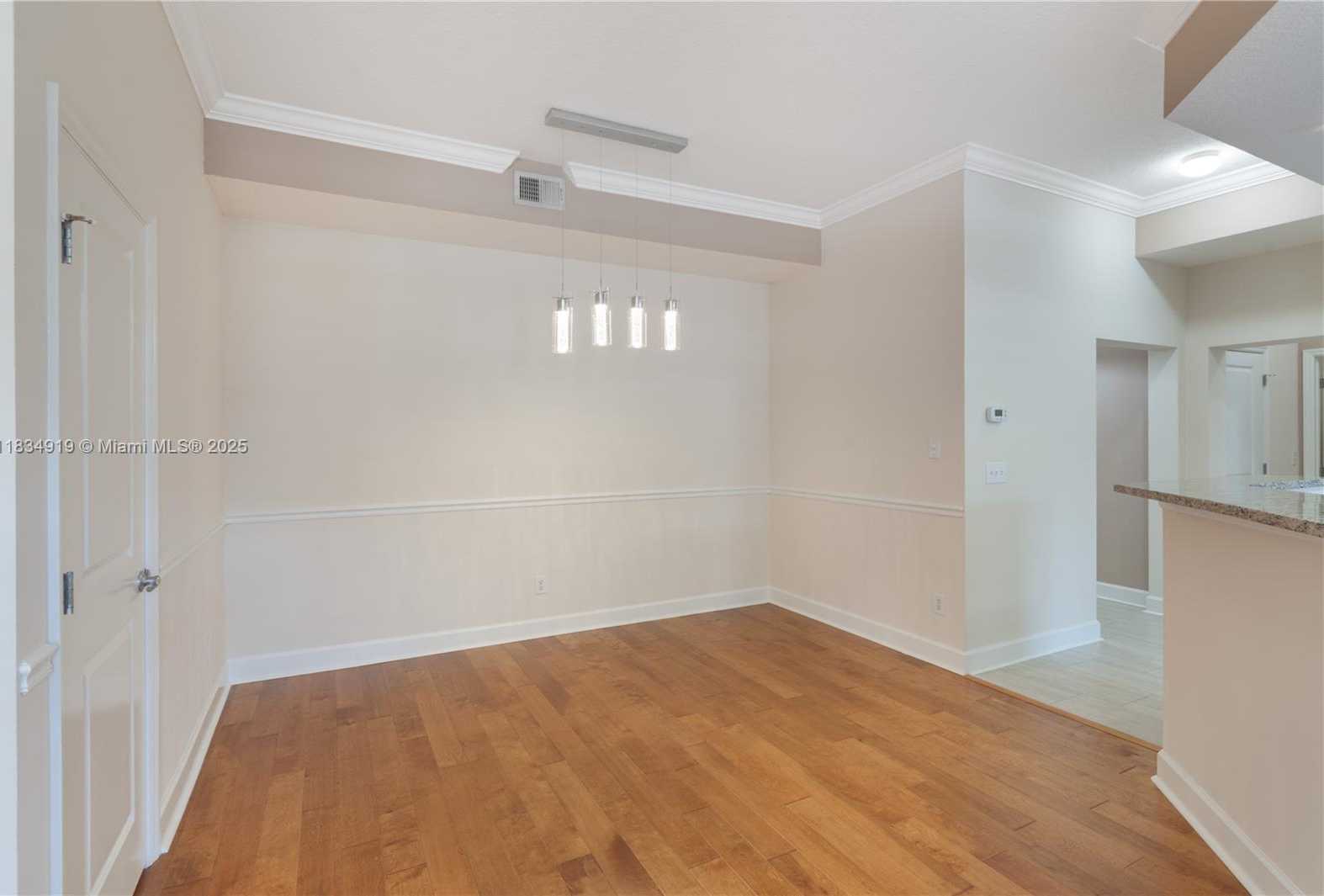 Small Image of 1231 WRIGHT CIR #108, Kissimmee Number 6