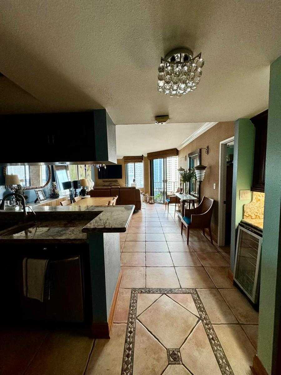 Small Image of 520 BRICKELL KEY DR #A1912, Miami Number 10