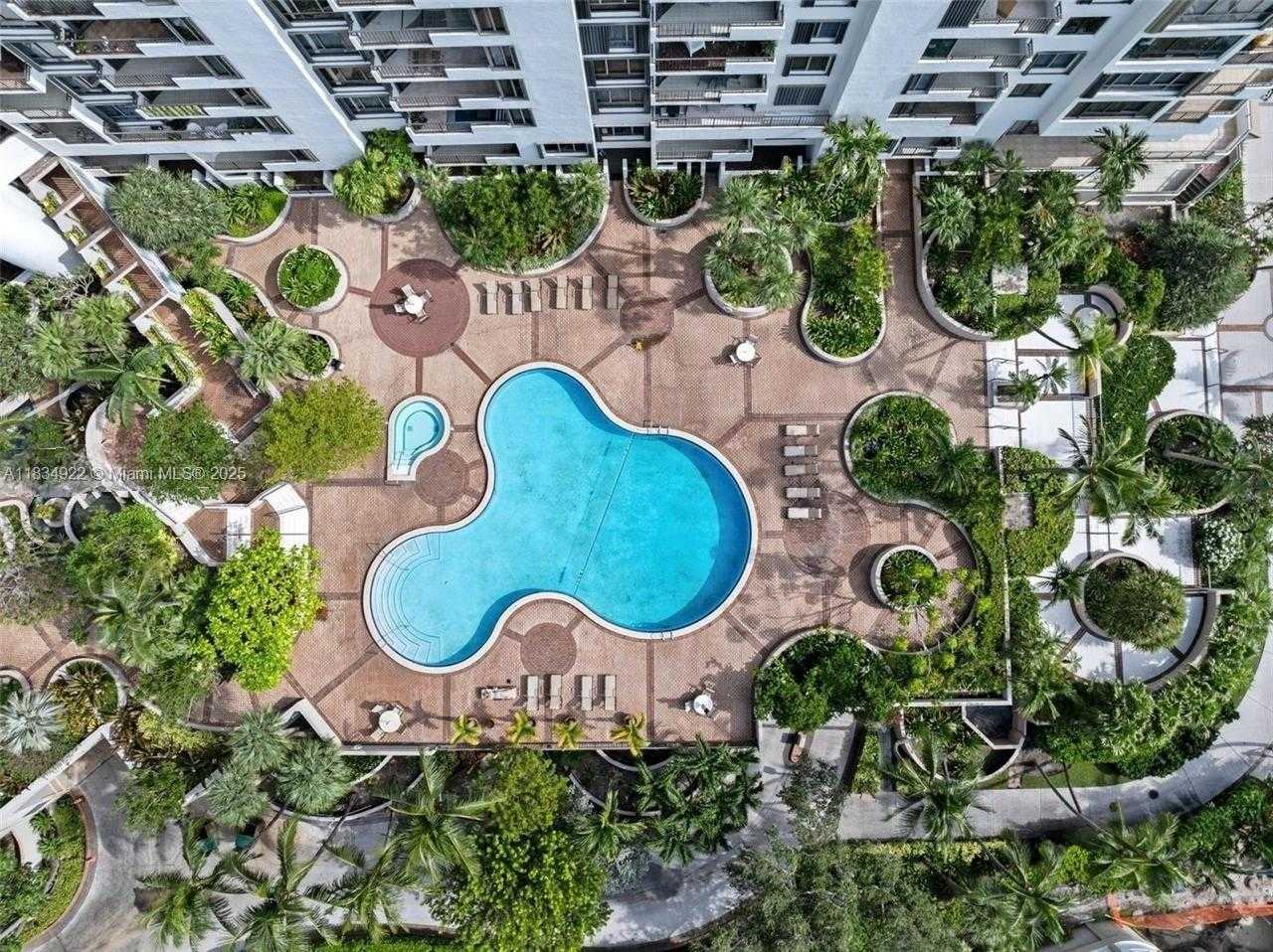 Small Image of 520 BRICKELL KEY DR #A1912, Miami Number 35