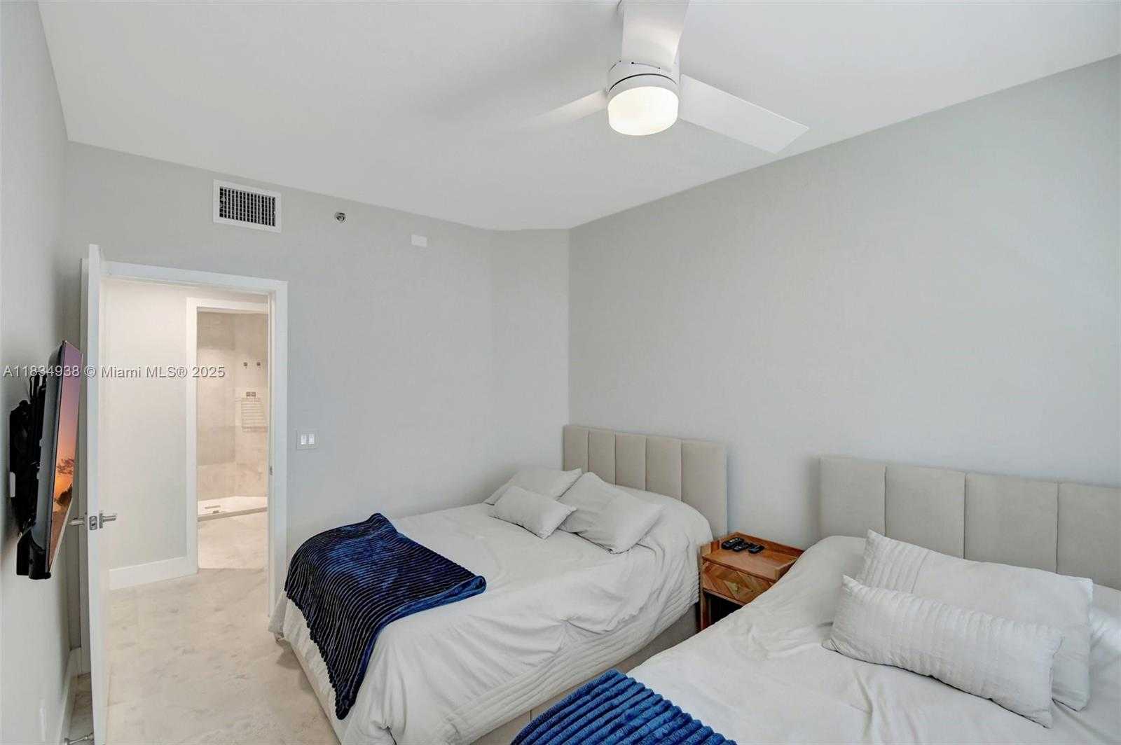 Small Image of 3205 NORTH EAST 184TH ST #9106, Aventura Number 16