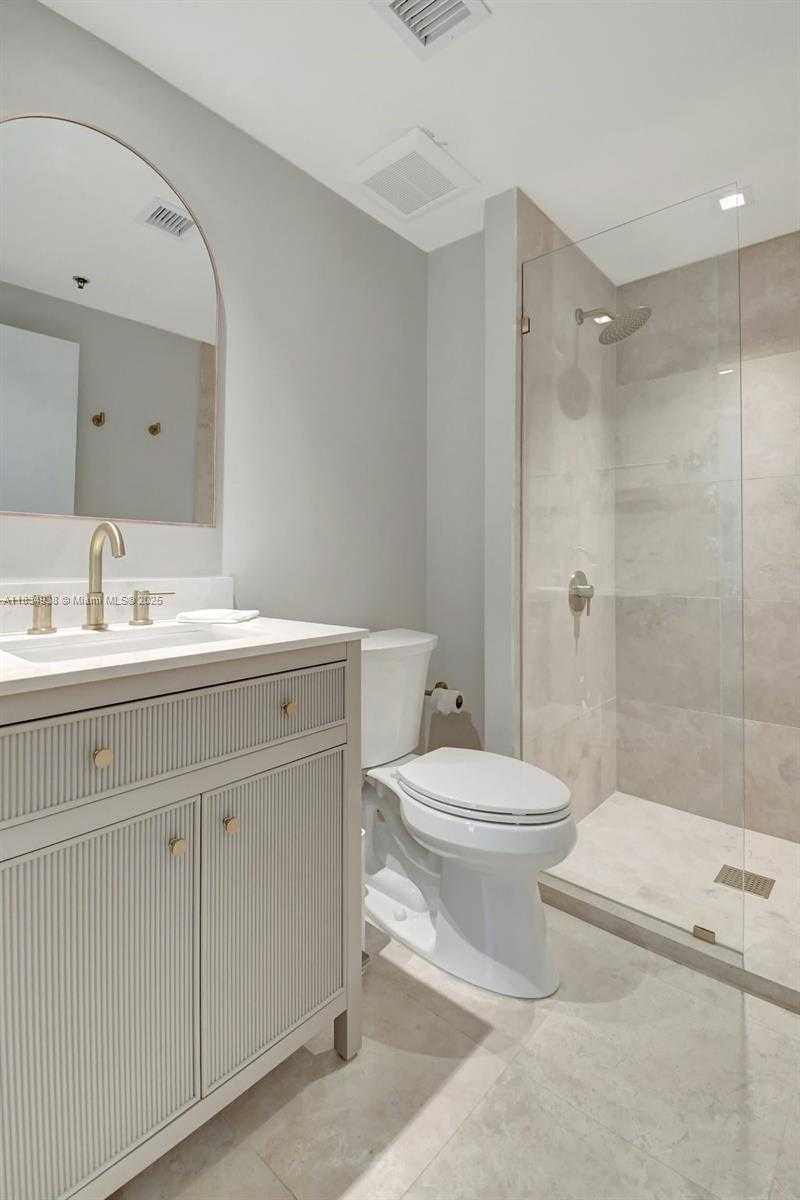 Small Image of 3205 NORTH EAST 184TH ST #9106, Aventura Number 19