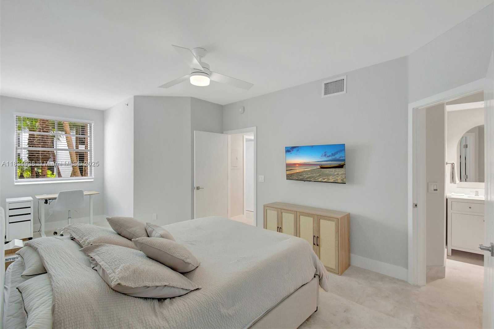 Small Image of 3205 NORTH EAST 184TH ST #9106, Aventura Number 21