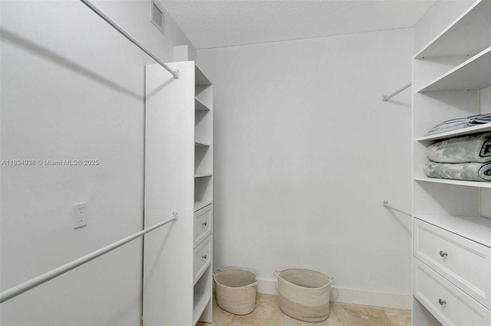 Small Image of 3205 NORTH EAST 184TH ST #9106, Aventura Number 25
