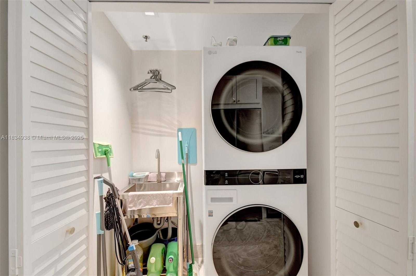 Small Image of 3205 NORTH EAST 184TH ST #9106, Aventura Number 31