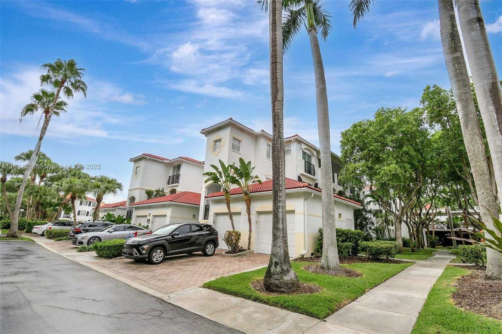 Small Image of 3205 NORTH EAST 184TH ST #9106, Aventura Number 40