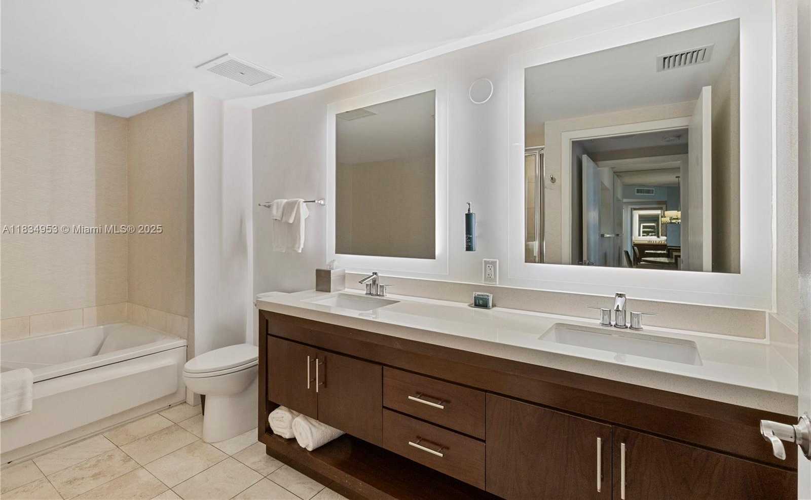 Small Image of 17375 COLLINS AVE #1004, Sunny Isles Beach Number 11