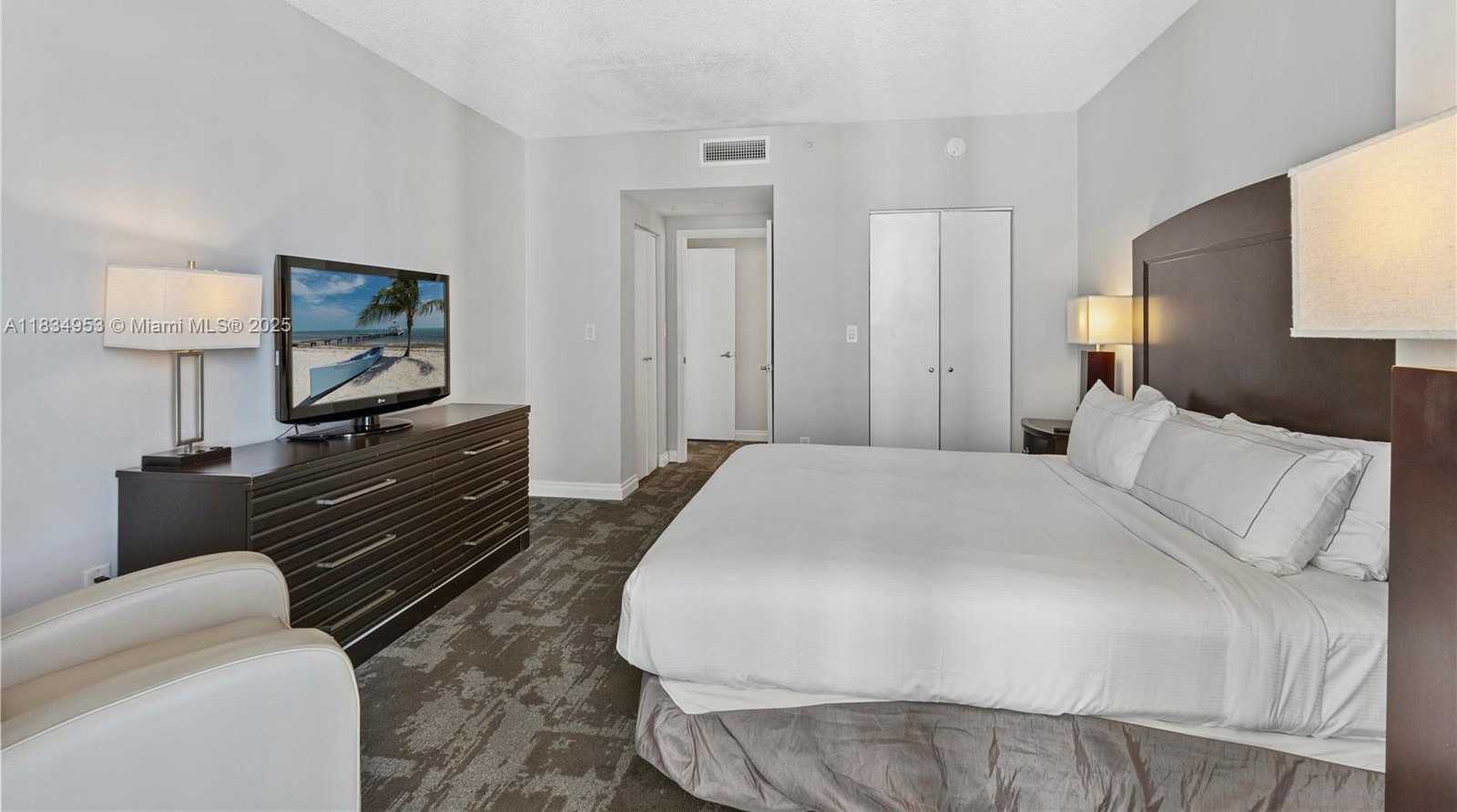Small Image of 17375 COLLINS AVE #1004, Sunny Isles Beach Number 13