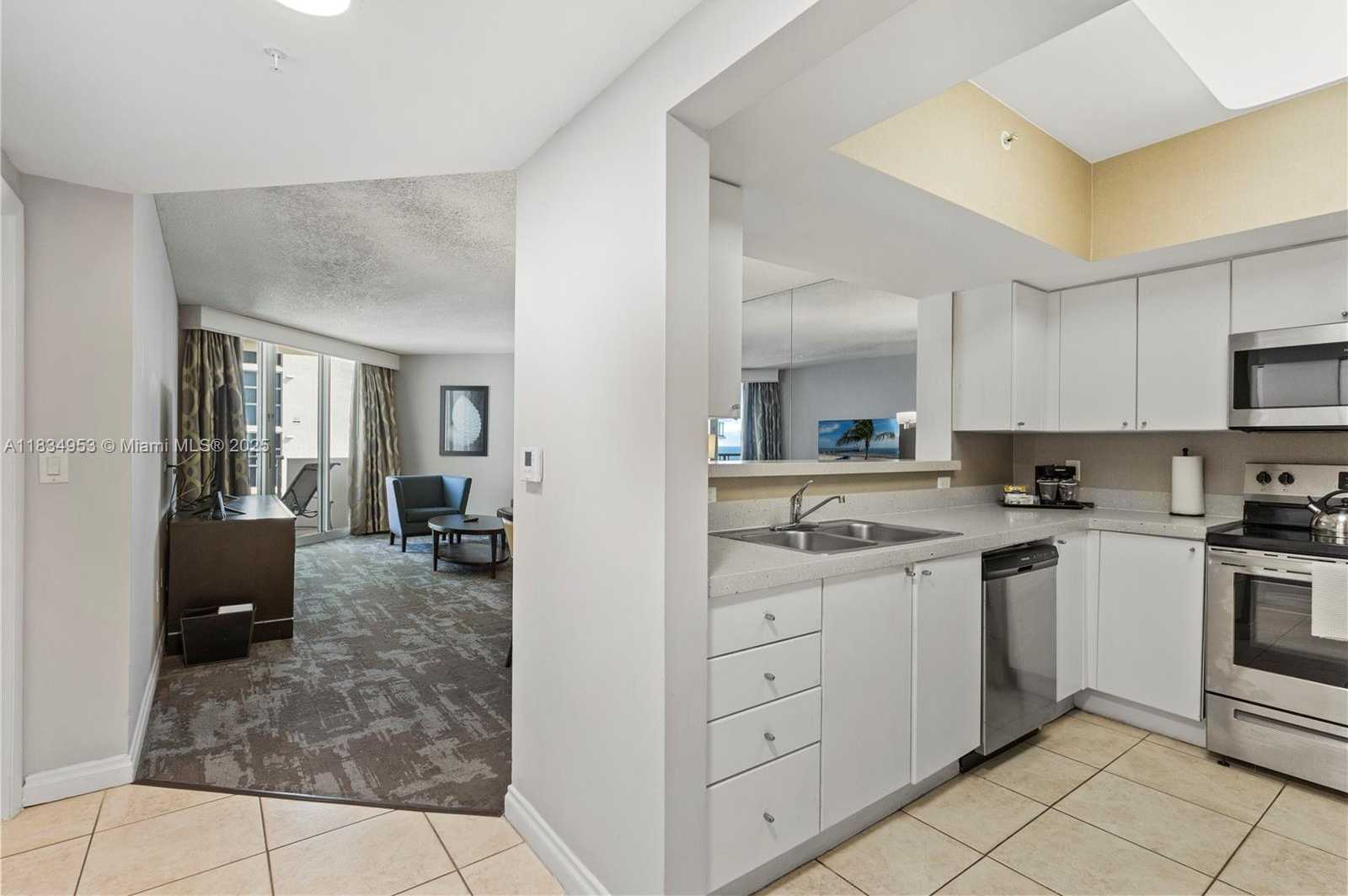 Small Image of 17375 COLLINS AVE #1004, Sunny Isles Beach Number 7