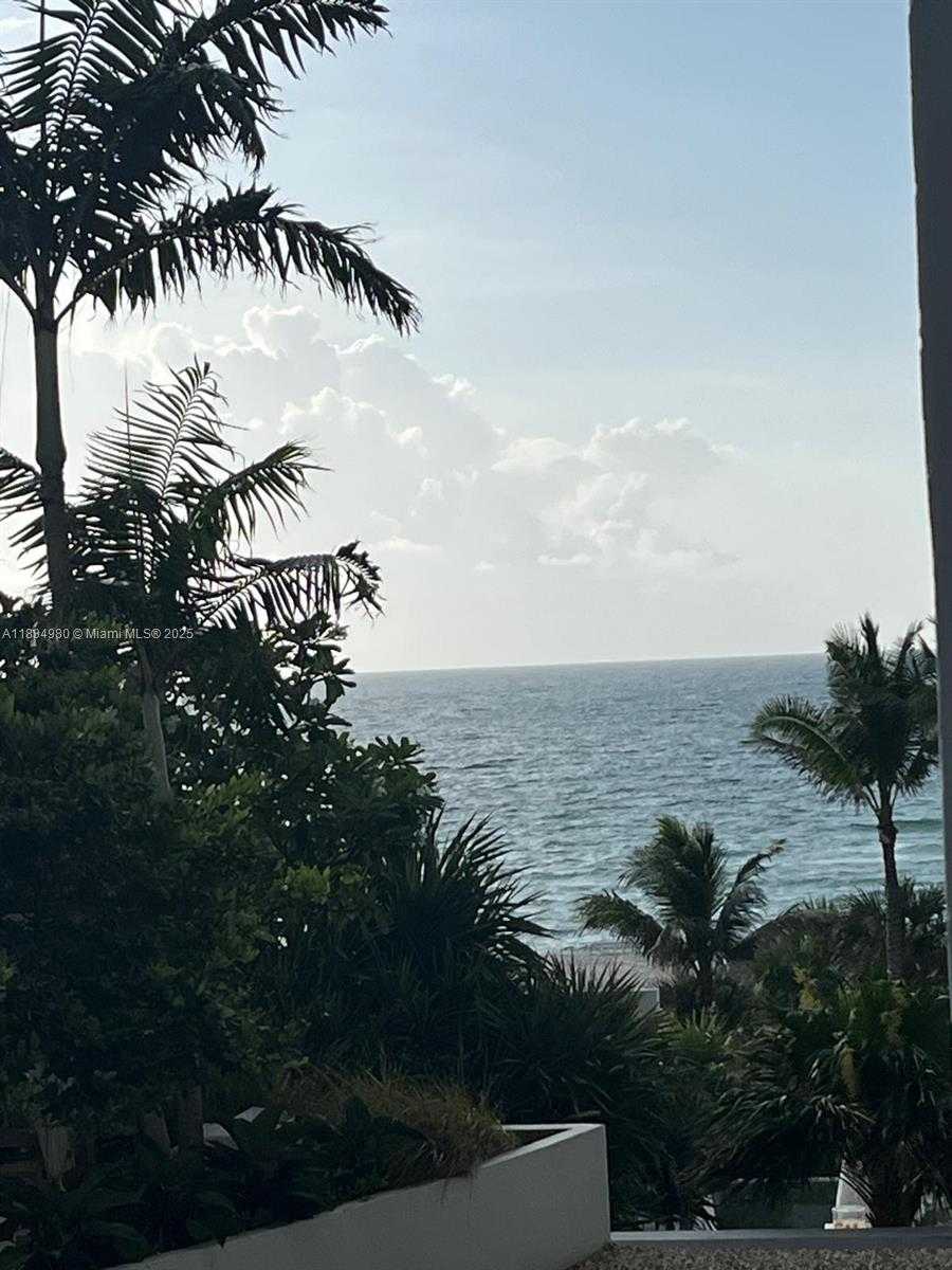 Small Image of 2301 COLLINS AVE #415, Miami Beach Number 18