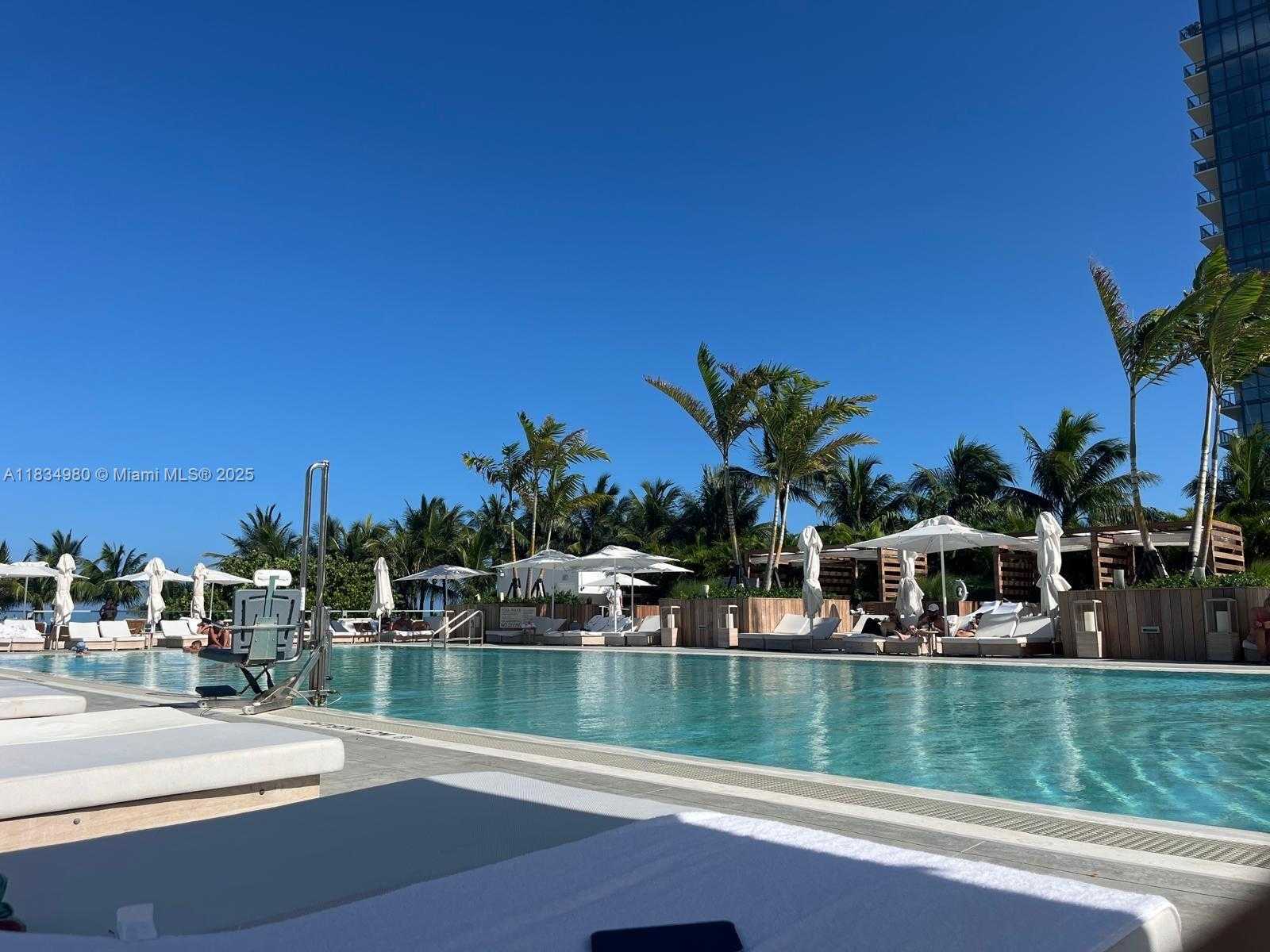 Small Image of 2301 COLLINS AVE #415, Miami Beach Number 2