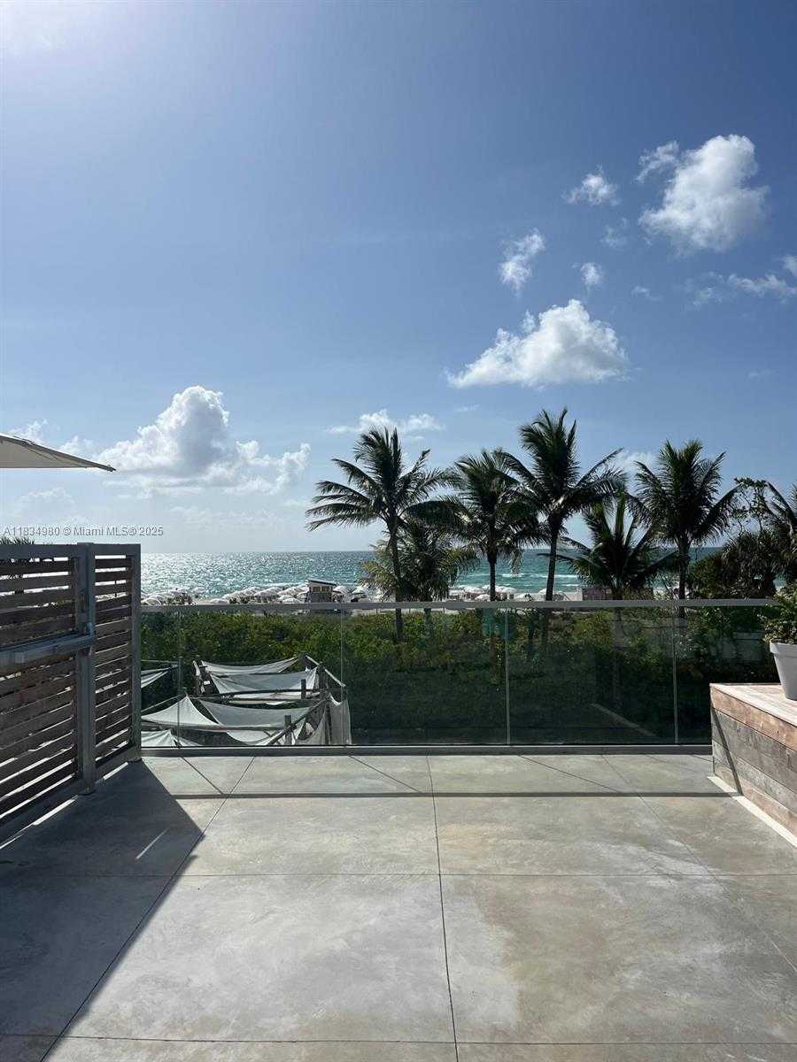 Small Image of 2301 COLLINS AVE #415, Miami Beach Number 3