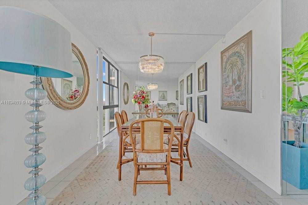 Small Image of 20301 WEST COUNTRY CLUB DR #1421, Aventura Number 11