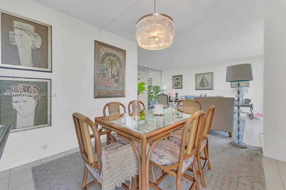Small Image of 20301 WEST COUNTRY CLUB DR #1421, Aventura Number 12