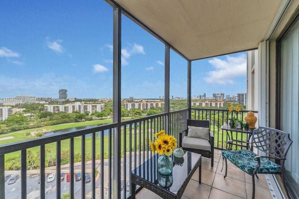 Small Image of 20301 WEST COUNTRY CLUB DR #1421, Aventura Number 23