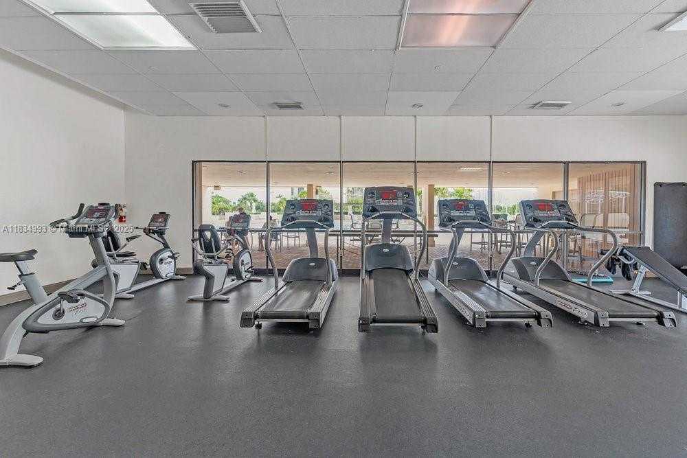 Small Image of 20301 WEST COUNTRY CLUB DR #1421, Aventura Number 25