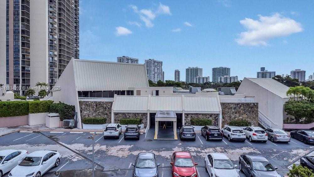 Small Image of 20301 WEST COUNTRY CLUB DR #1421, Aventura Number 35