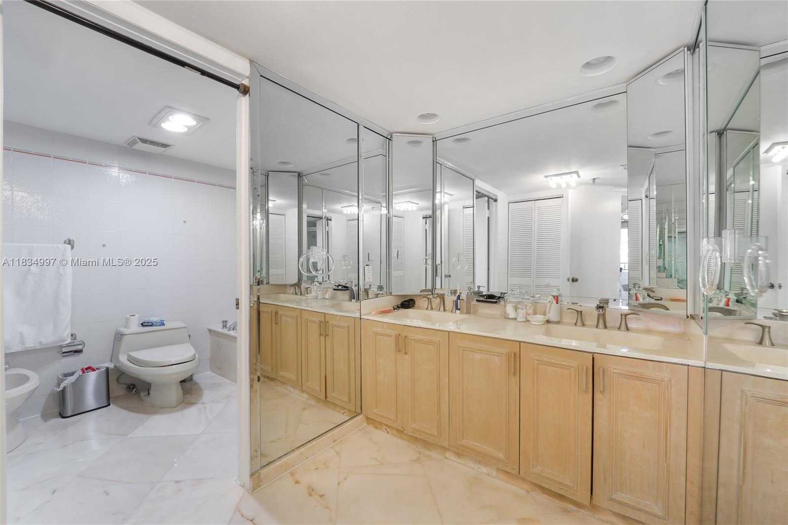 Small Image of 520 BRICKELL KEY DR #A1115, Miami Number 10