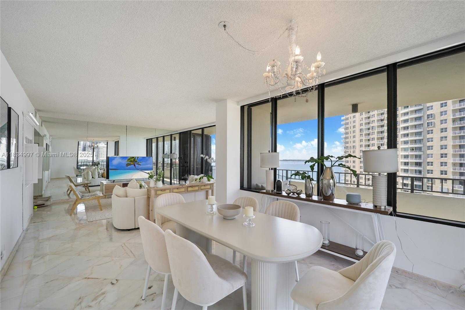Small Image of 520 BRICKELL KEY DR #A1115, Miami Number 5