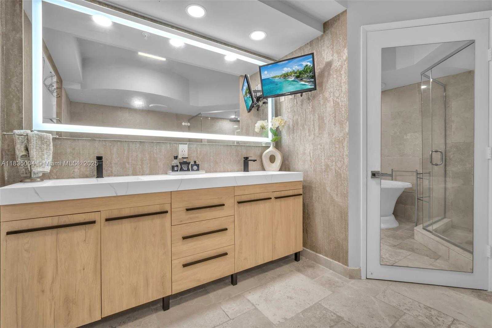 Small Image of 333 LAS OLAS WAY #405, Fort Lauderdale Number 16