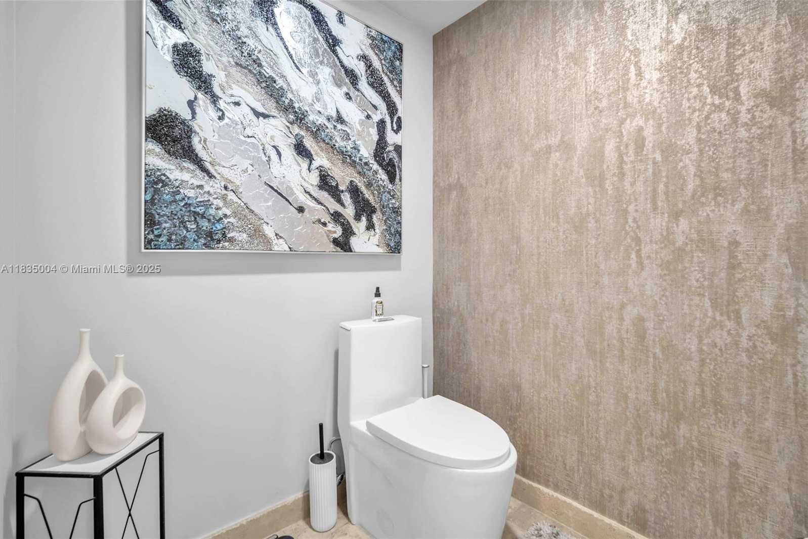 Small Image of 333 LAS OLAS WAY #405, Fort Lauderdale Number 17