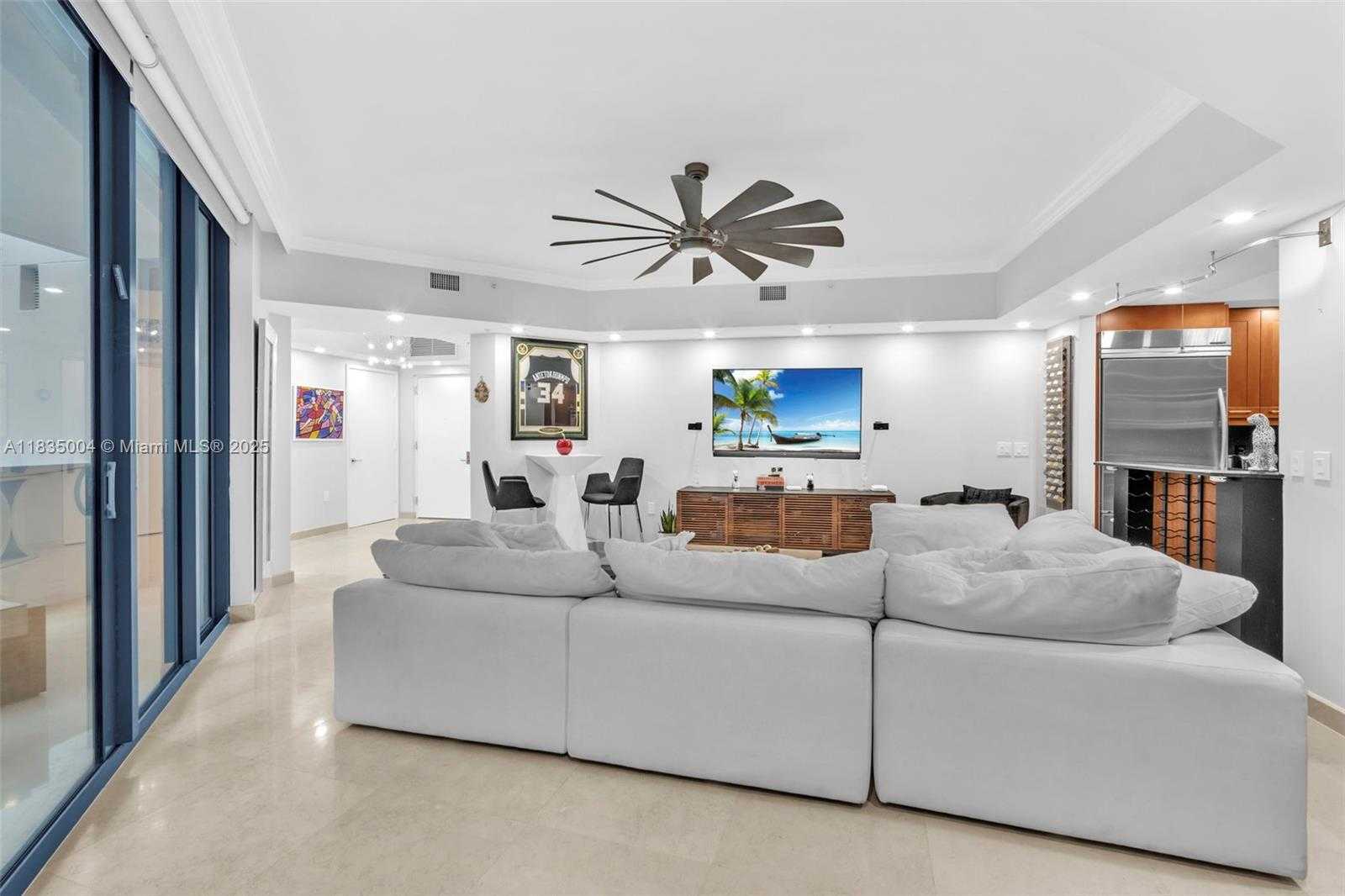 Small Image of 333 LAS OLAS WAY #405, Fort Lauderdale Number 7