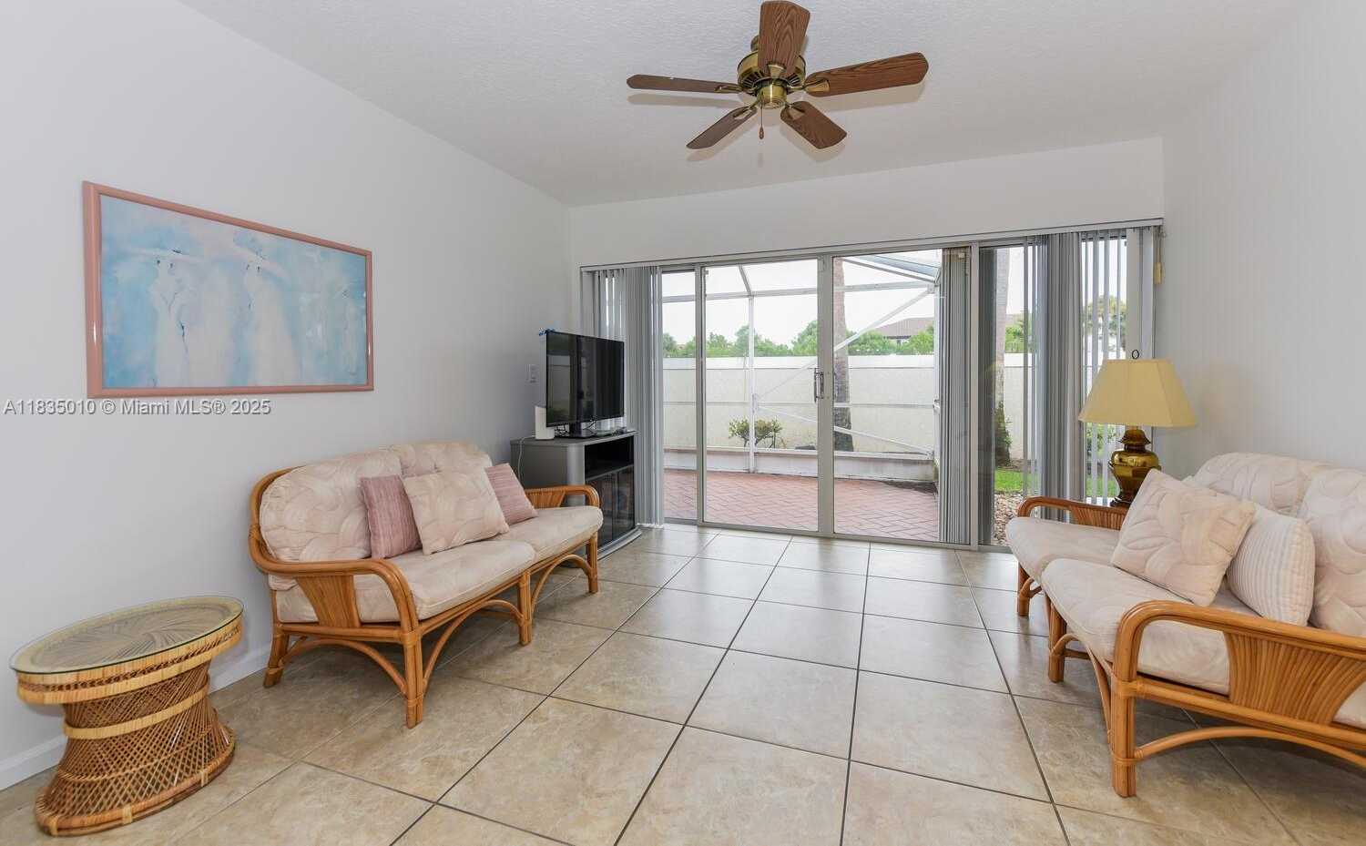 Small Image of 5570 ROYAL LAKE CIR, Boynton Beach Number 15