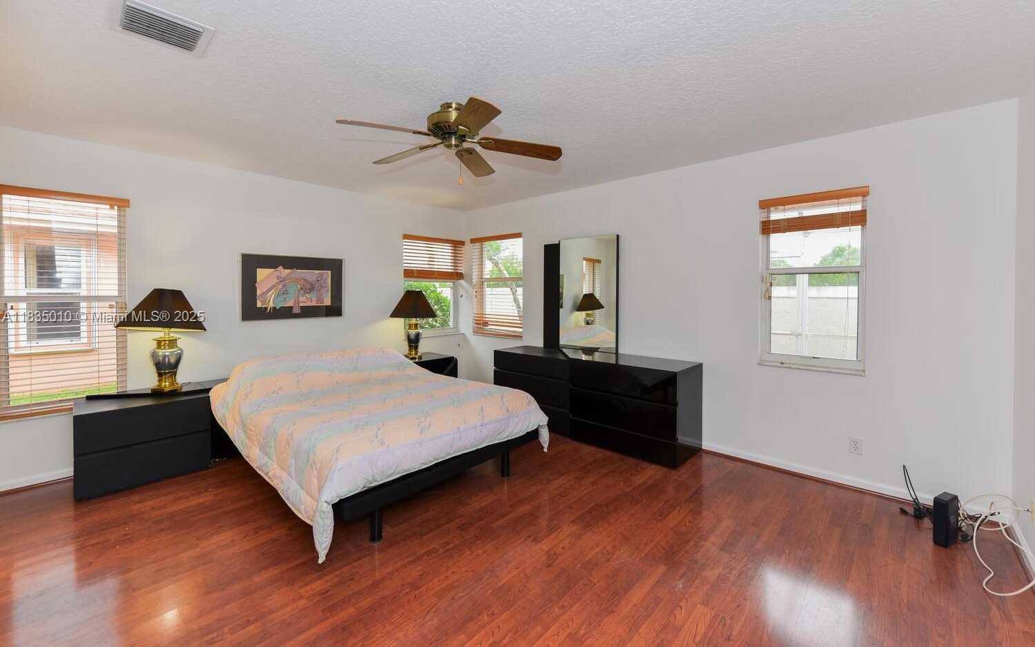 Small Image of 5570 ROYAL LAKE CIR, Boynton Beach Number 18