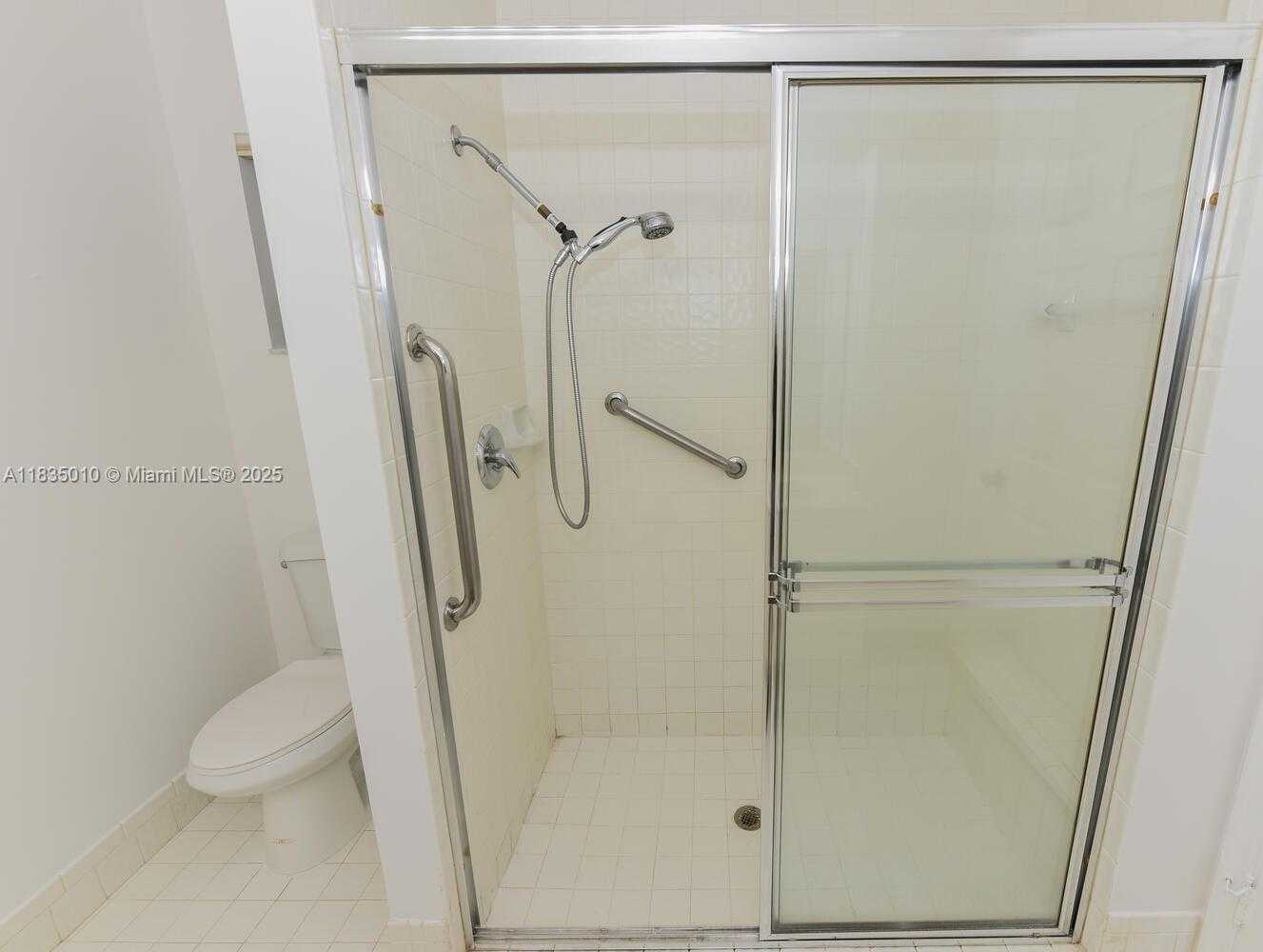 Small Image of 5570 ROYAL LAKE CIR, Boynton Beach Number 22