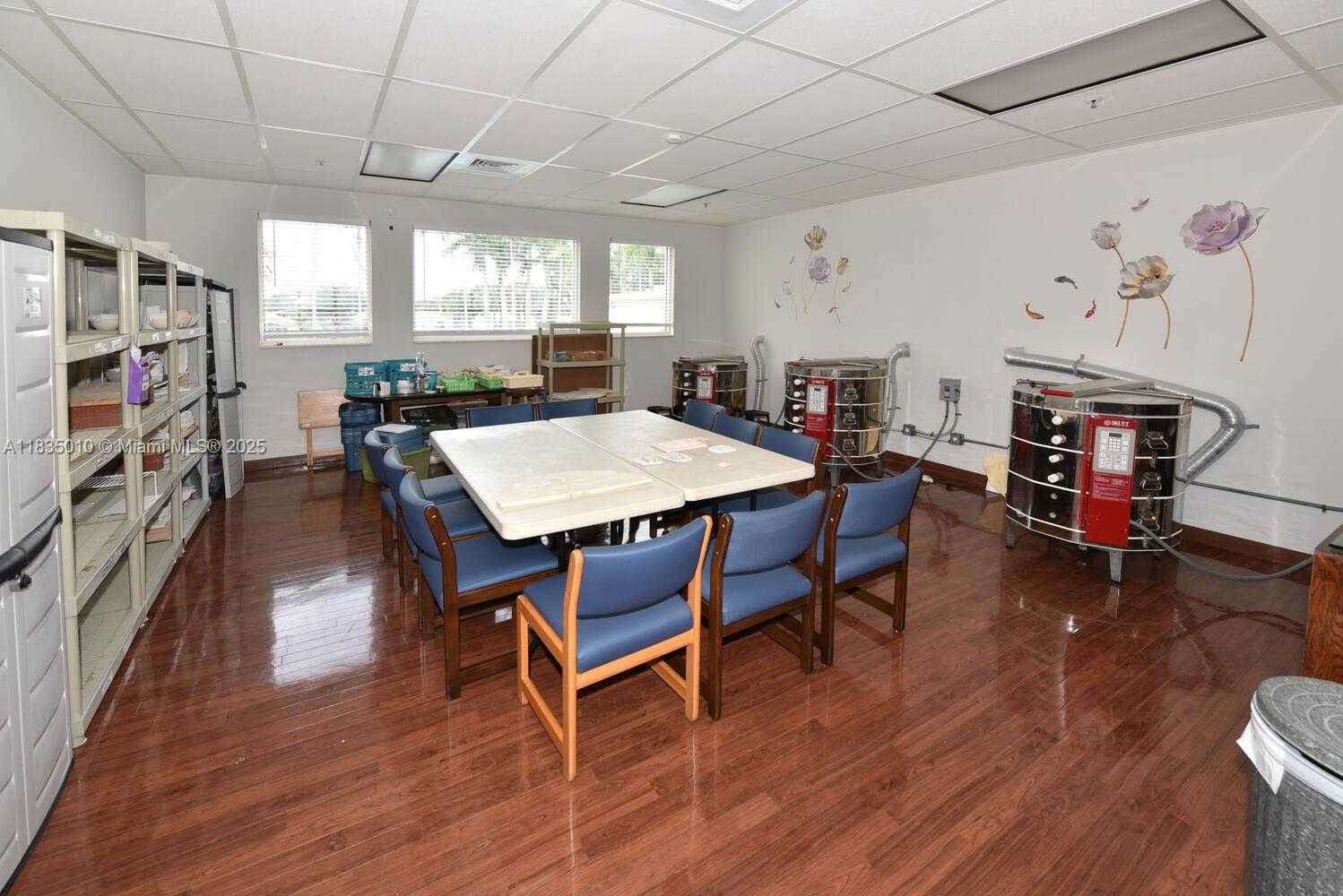 Small Image of 5570 ROYAL LAKE CIR, Boynton Beach Number 42
