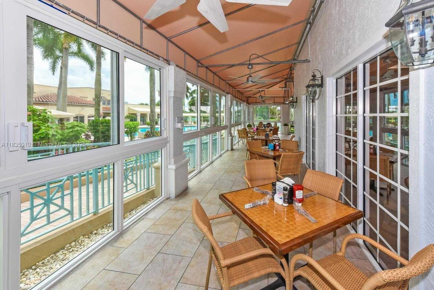 Small Image of 5570 ROYAL LAKE CIR, Boynton Beach Number 46