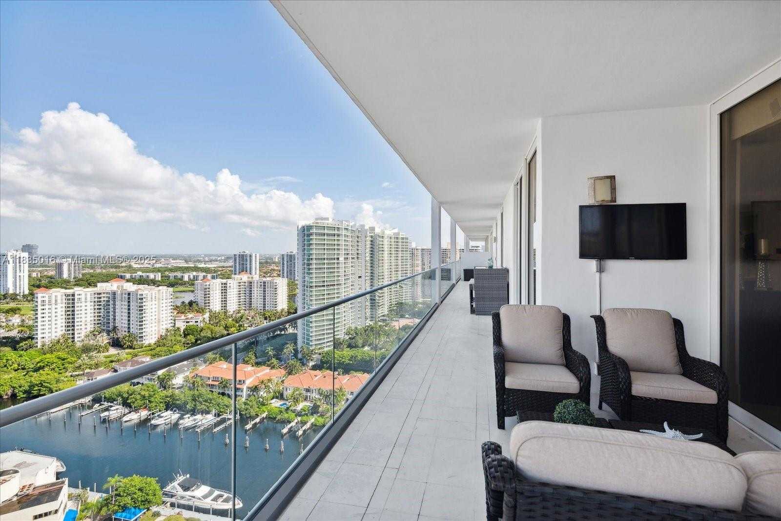 Small Image of 19707 TURNBERRY WAY #PH-D, Aventura Number 20