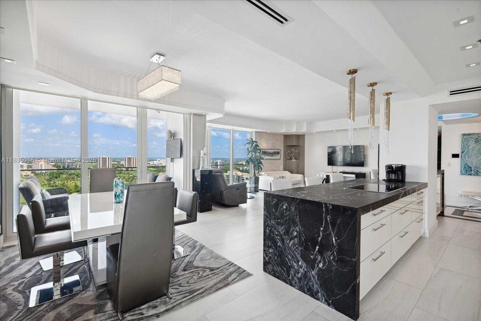 Small Image of 19707 TURNBERRY WAY #PH-D, Aventura Number 9